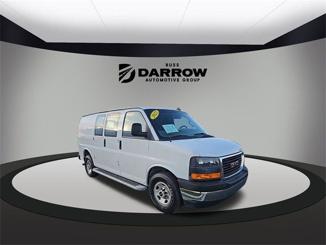 2022 GMC Savana Base