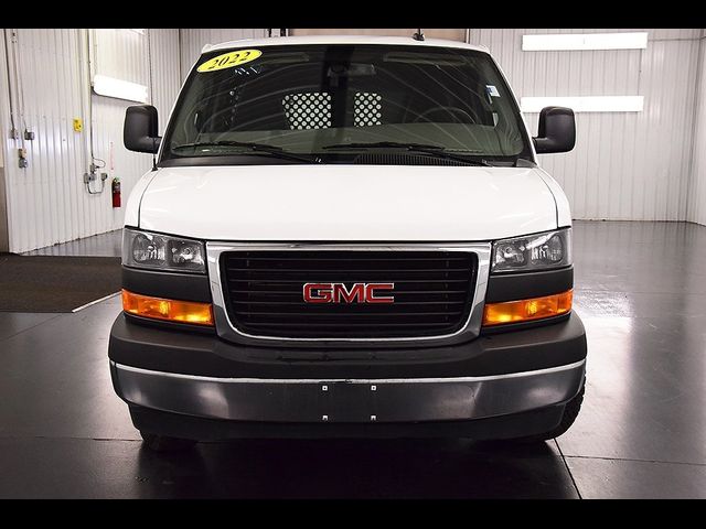 2022 GMC Savana Base