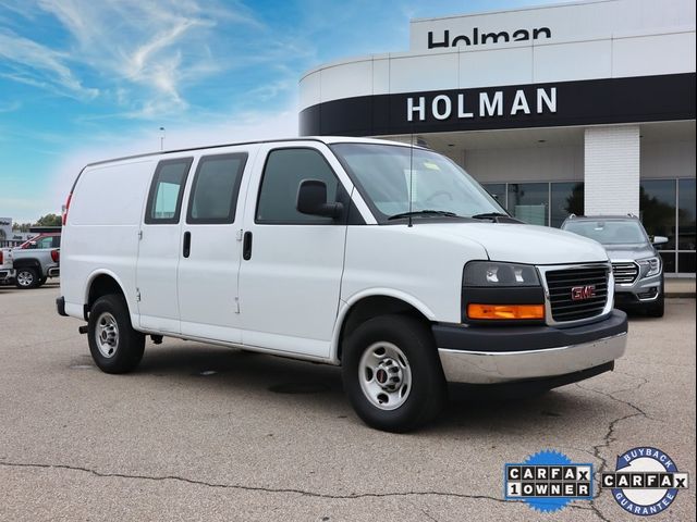 2022 GMC Savana Base