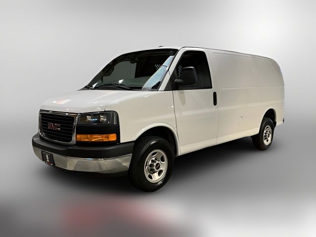 2022 GMC Savana Base