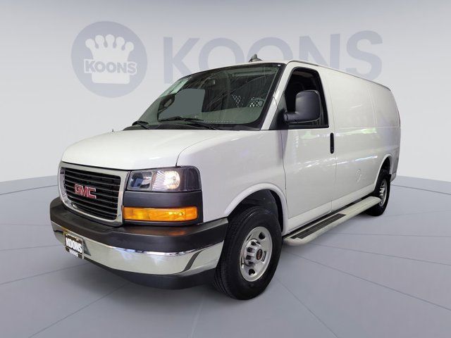 2022 GMC Savana Base