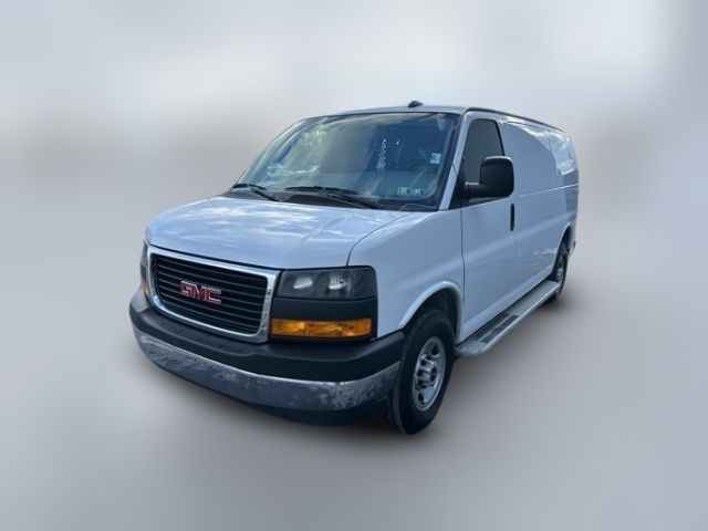 2022 GMC Savana Base