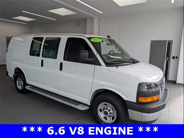 2022 GMC Savana Base