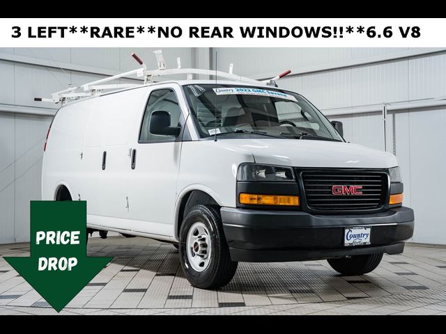 2022 GMC Savana Base