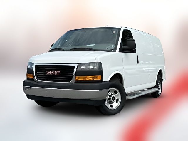 2022 GMC Savana Base