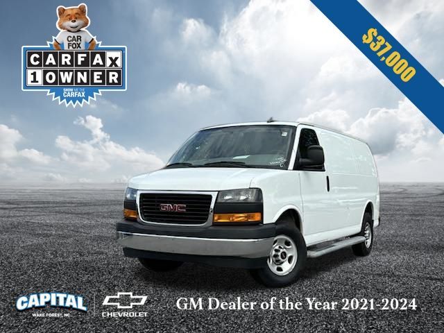 2022 GMC Savana Base