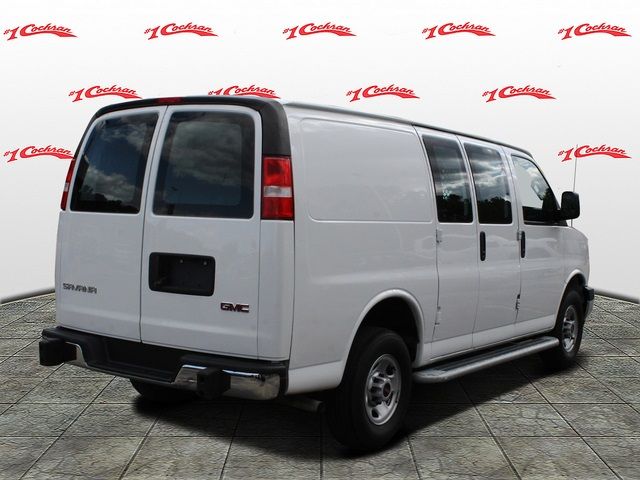 2022 GMC Savana Base