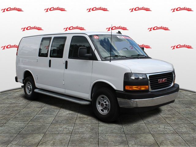 2022 GMC Savana Base