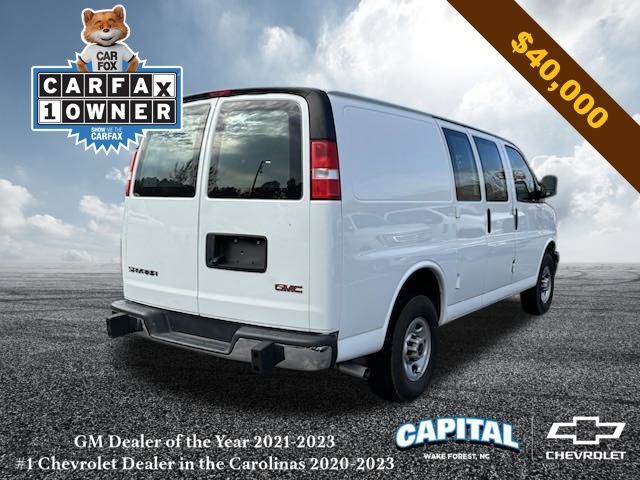 2022 GMC Savana Base