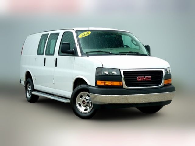 2022 GMC Savana Base