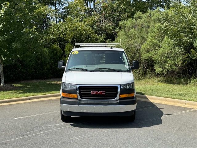 2022 GMC Savana Base