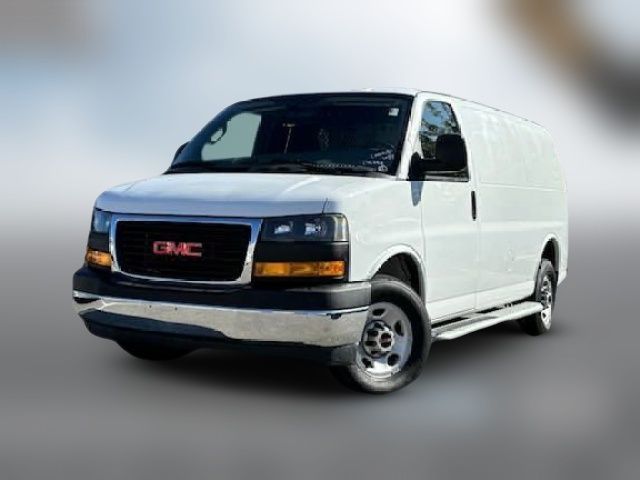 2022 GMC Savana Base