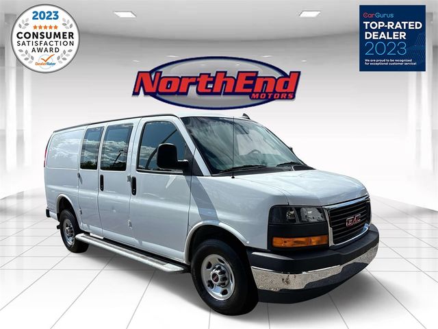 2022 GMC Savana Base