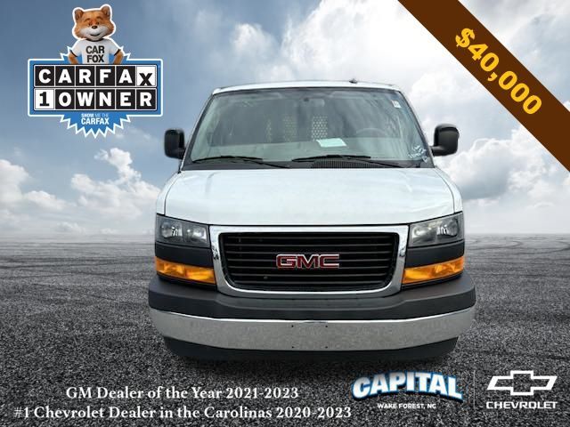 2022 GMC Savana Base