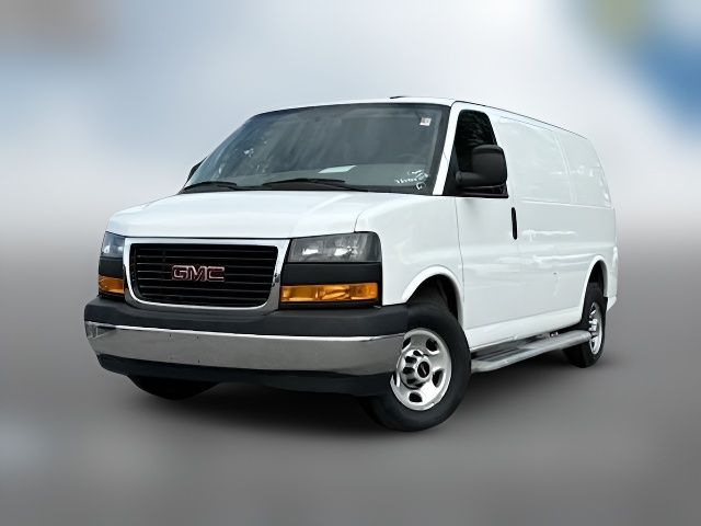 2022 GMC Savana Base