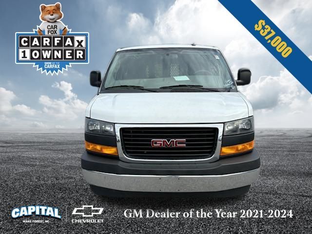 2022 GMC Savana Base