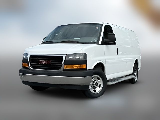 2022 GMC Savana Base