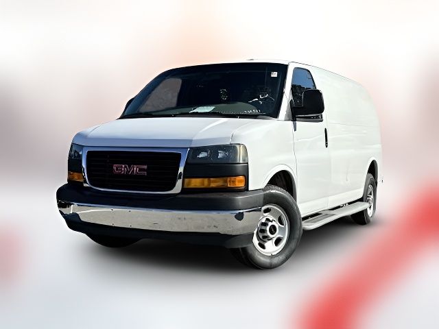 2022 GMC Savana Base