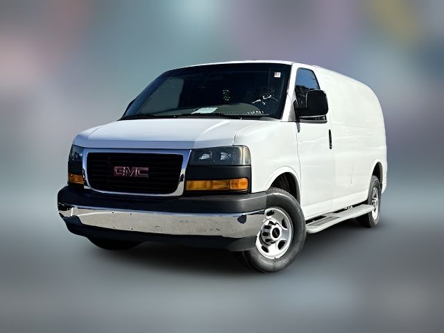 2022 GMC Savana Base