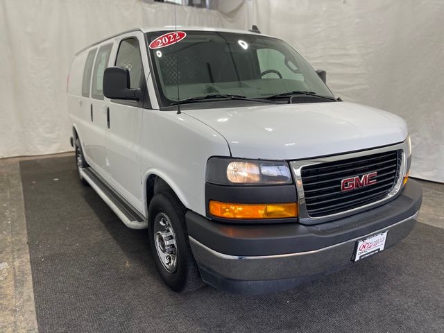 2022 GMC Savana Base