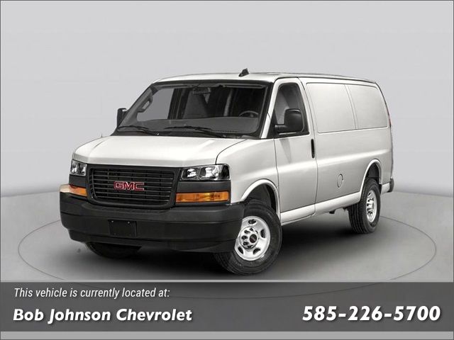 2022 GMC Savana Base