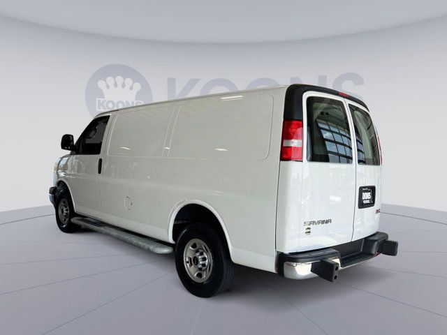 2022 GMC Savana Base