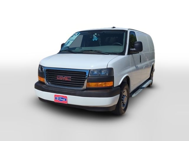 2022 GMC Savana Base