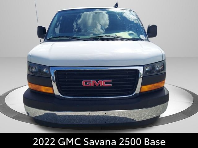 2022 GMC Savana Base