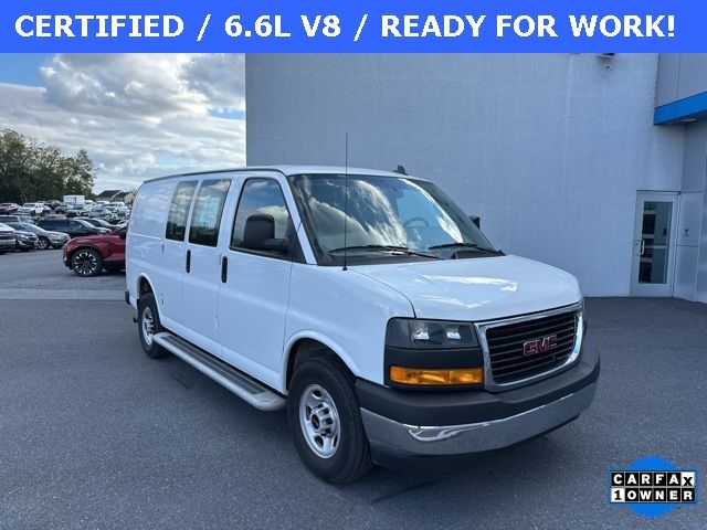 2022 GMC Savana Base