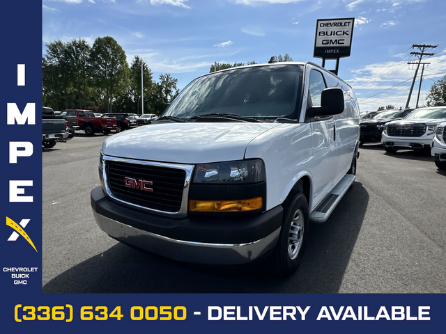 2022 GMC Savana Base