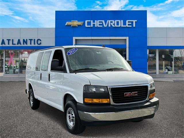 2022 GMC Savana Base