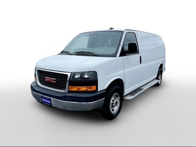 2022 GMC Savana Base