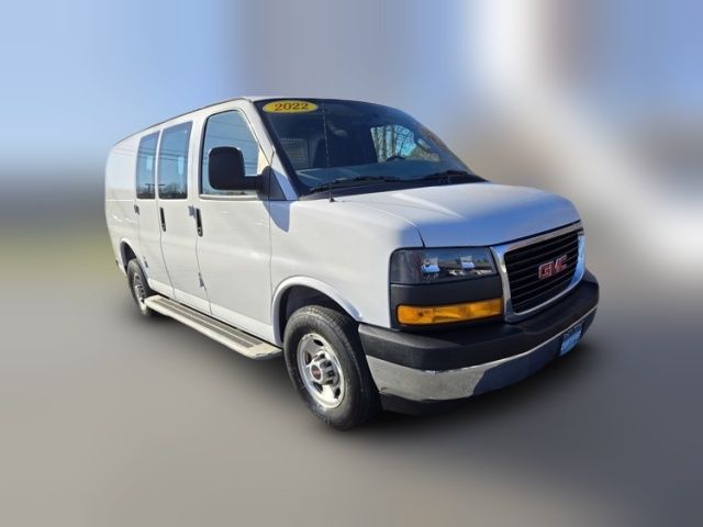 2022 GMC Savana Base