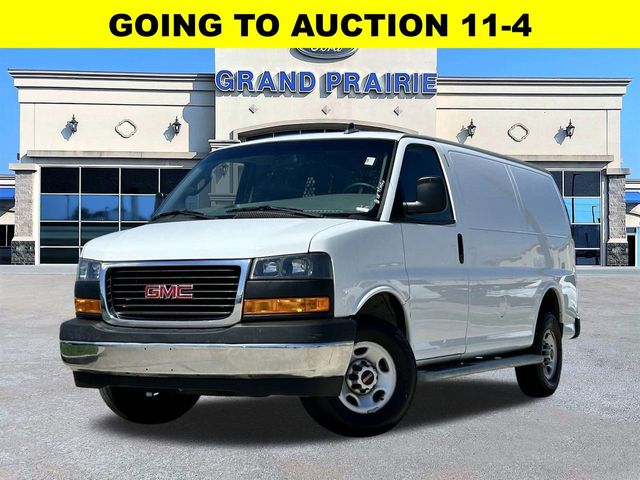 2022 GMC Savana Base