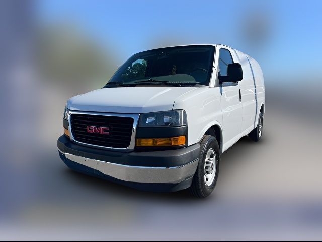 2022 GMC Savana Base