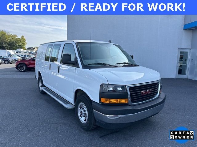 2022 GMC Savana Base