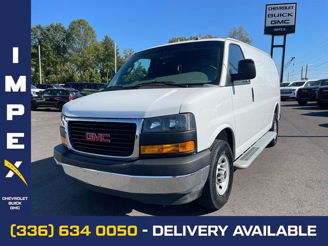 2022 GMC Savana Base