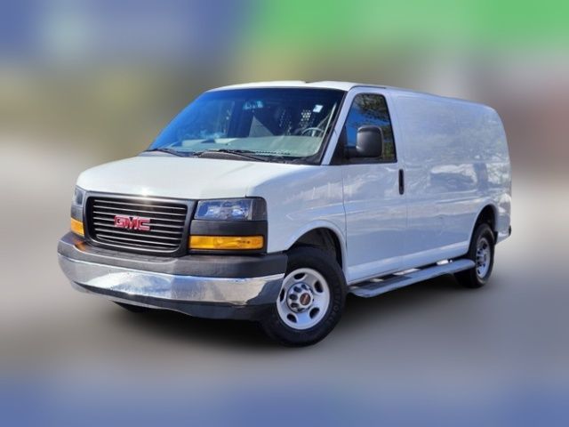 2022 GMC Savana Base