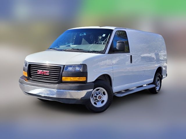 2022 GMC Savana Base