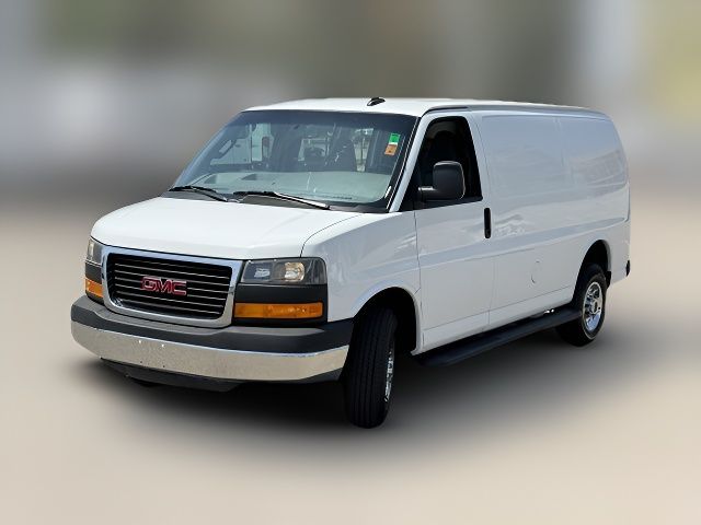 2022 GMC Savana Base