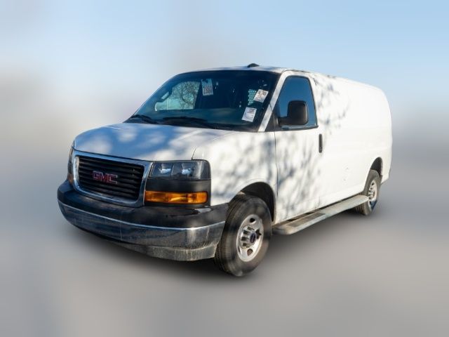 2022 GMC Savana Base