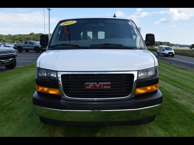 2022 GMC Savana Base