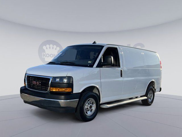 2022 GMC Savana Base