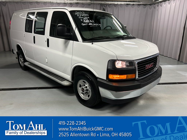 2022 GMC Savana Base