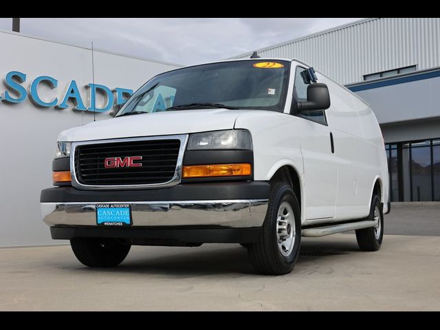 2022 GMC Savana Base