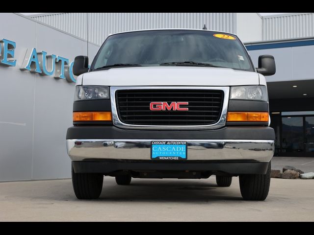 2022 GMC Savana Base