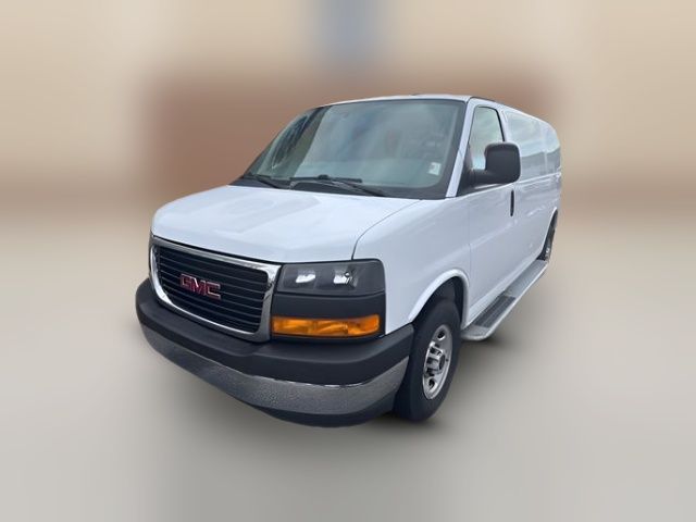 2022 GMC Savana Base