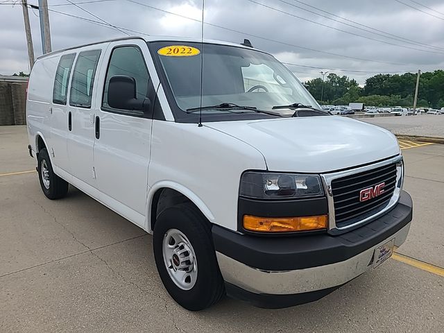 2022 GMC Savana Base