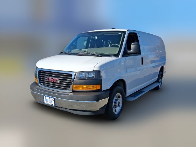 2022 GMC Savana Base