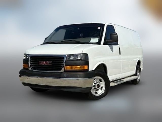 2022 GMC Savana Base